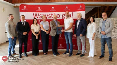 Umowa na budowę terenu rekreacyjnego w Krzycku Wielkim podpisana!