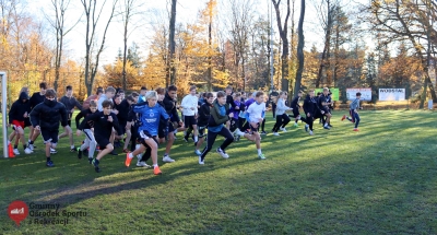 Uczniowie na sportowo uczcili 107. rocznicę odzyskania Niepodległości